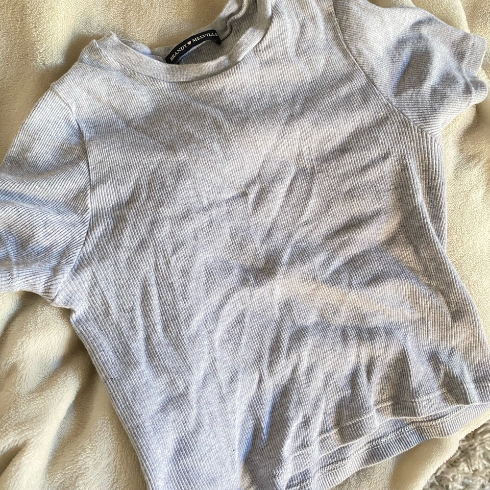 Brandy Melville crop top